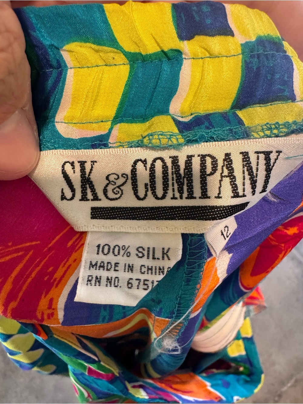Vintage 80s / 90s SK & Company 100% Silk 2 Piece Skirt and Shirt Set - Picture 4 of 10